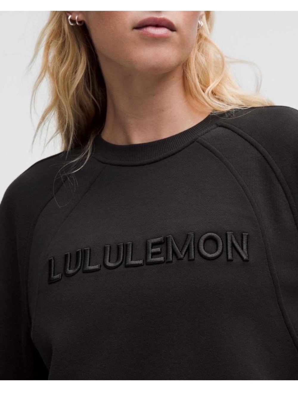 lululemon Black Embroidered Logo Crewneck Sweatshirt Oversized Black Size S/M - Picture 2 of 5